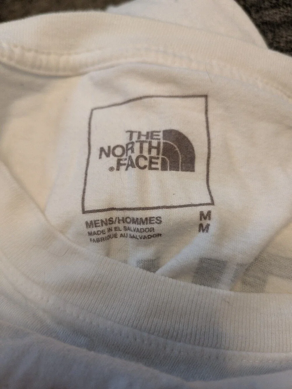 The North Face Men's Long Sleeve White Tee Shirt Back Logo Size Medium